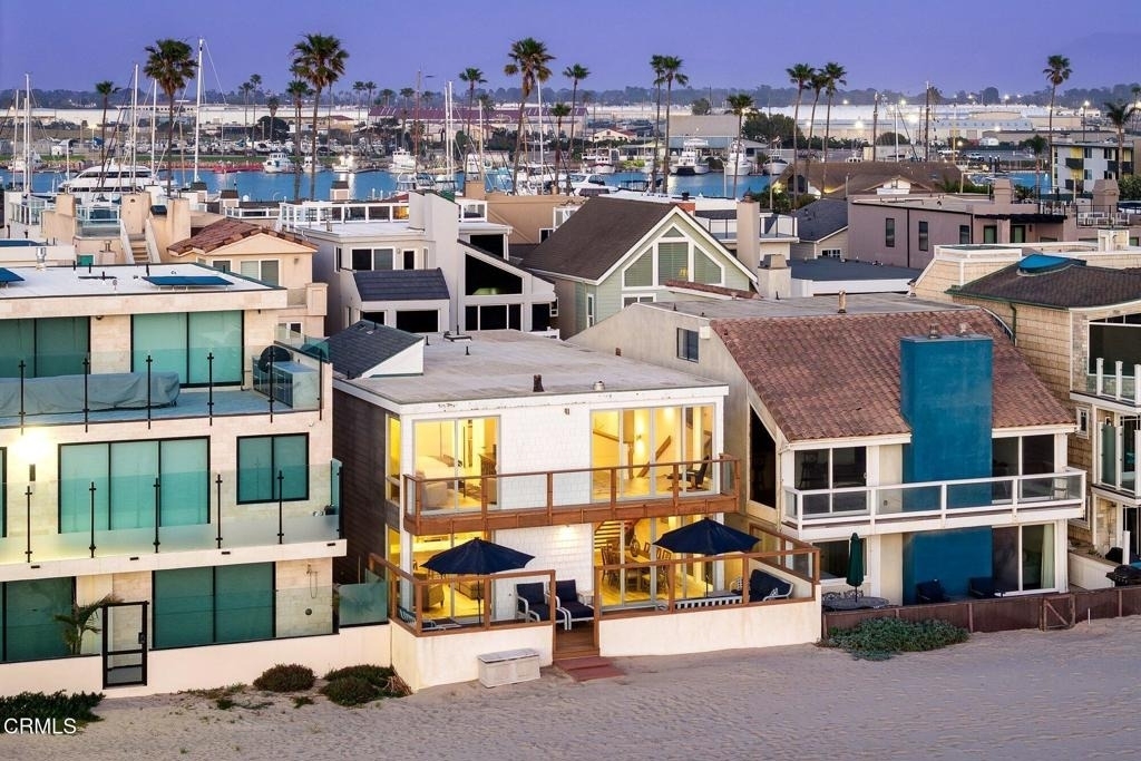 3373 Ocean Drive - Photo 59