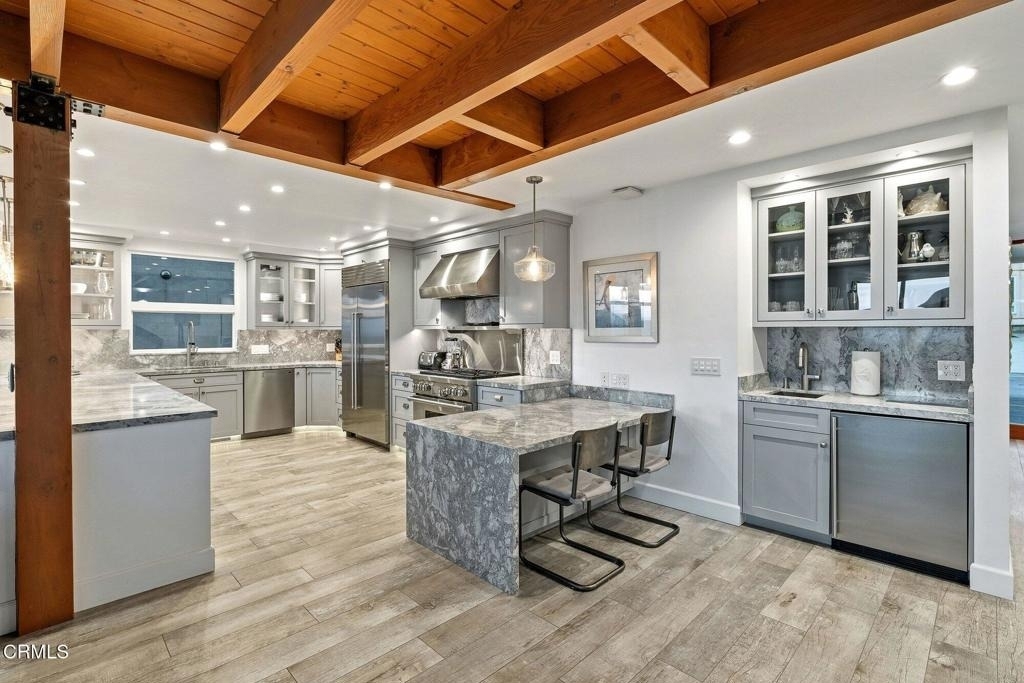 3373 Ocean Drive - Photo 5