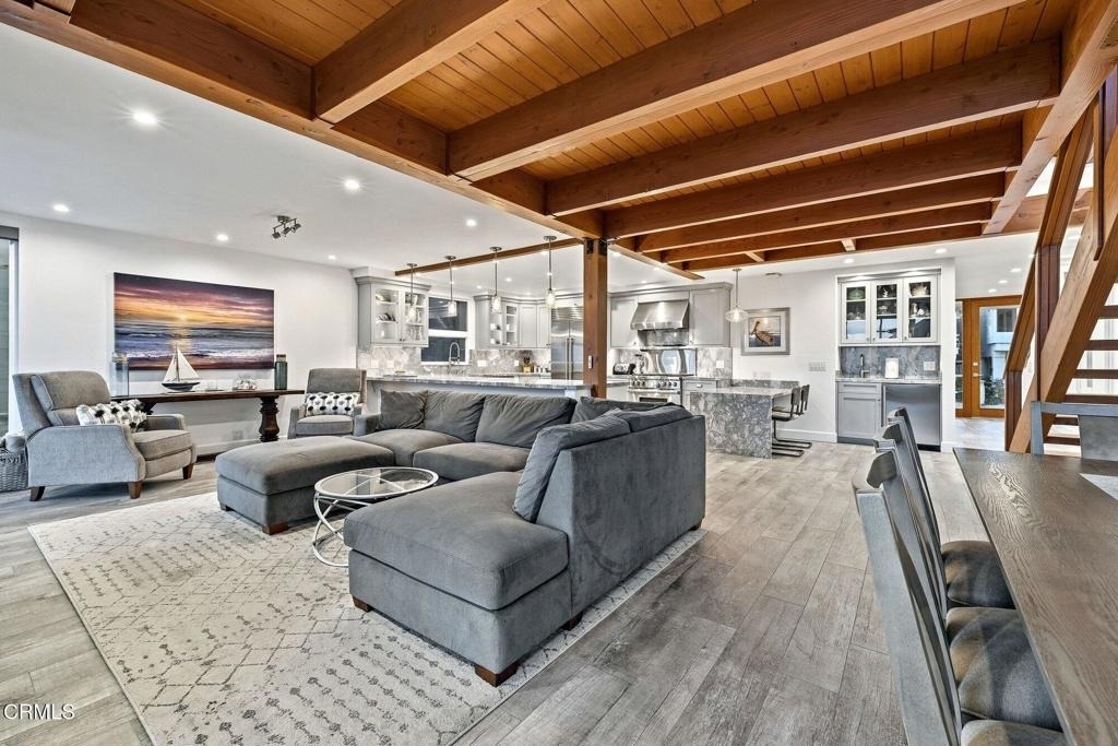 3373 Ocean Drive - Photo 17