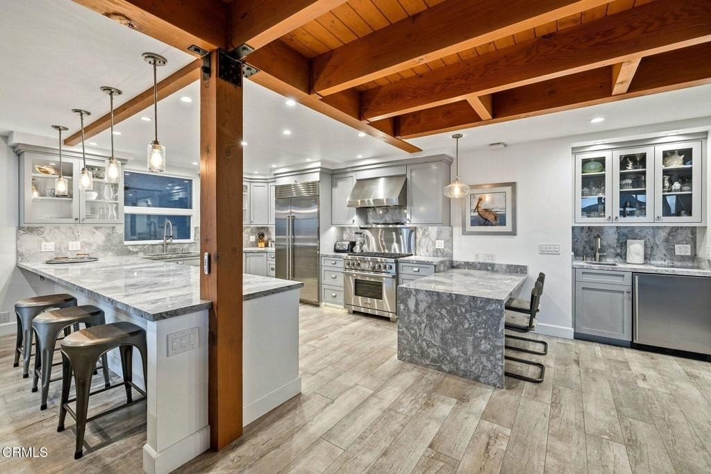 3373 Ocean Drive - Photo 4
