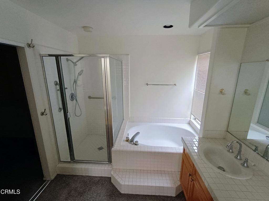 1405 La Culebra Circle - Photo 32