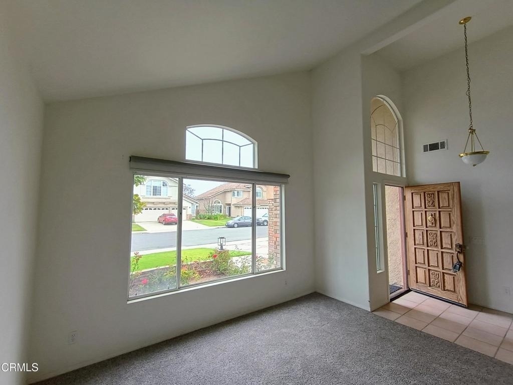 1405 La Culebra Circle - Photo 5