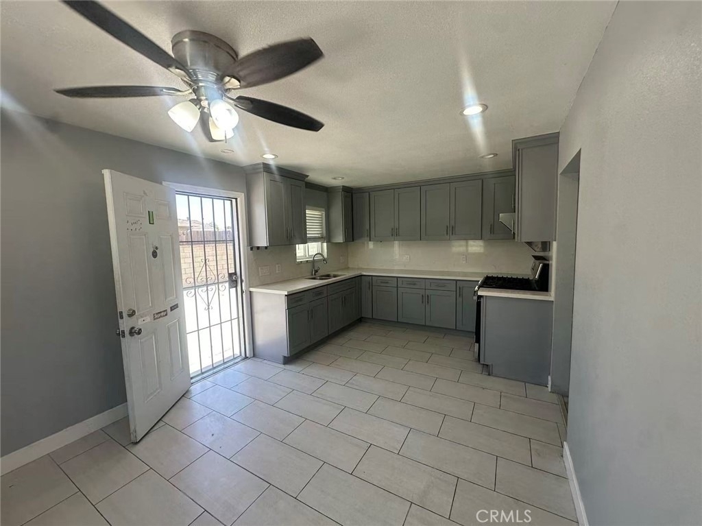 8932 Redwood - Photo 4