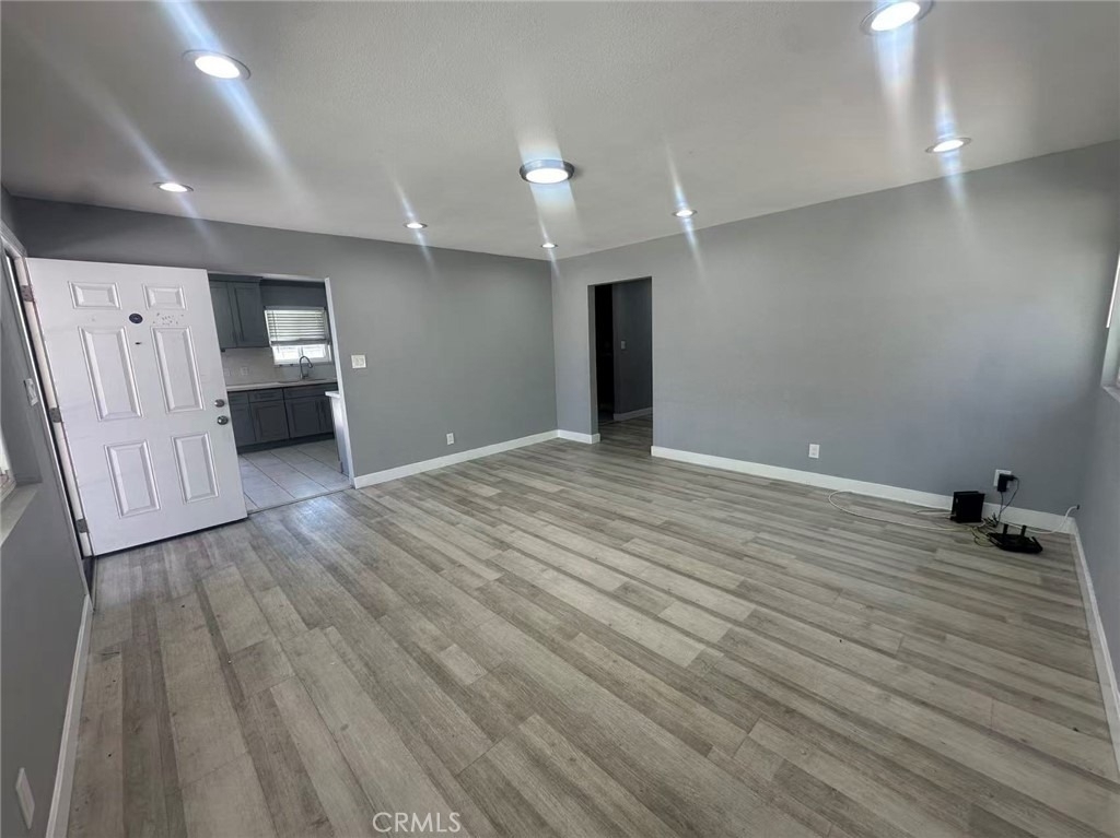 8932 Redwood - Photo 6
