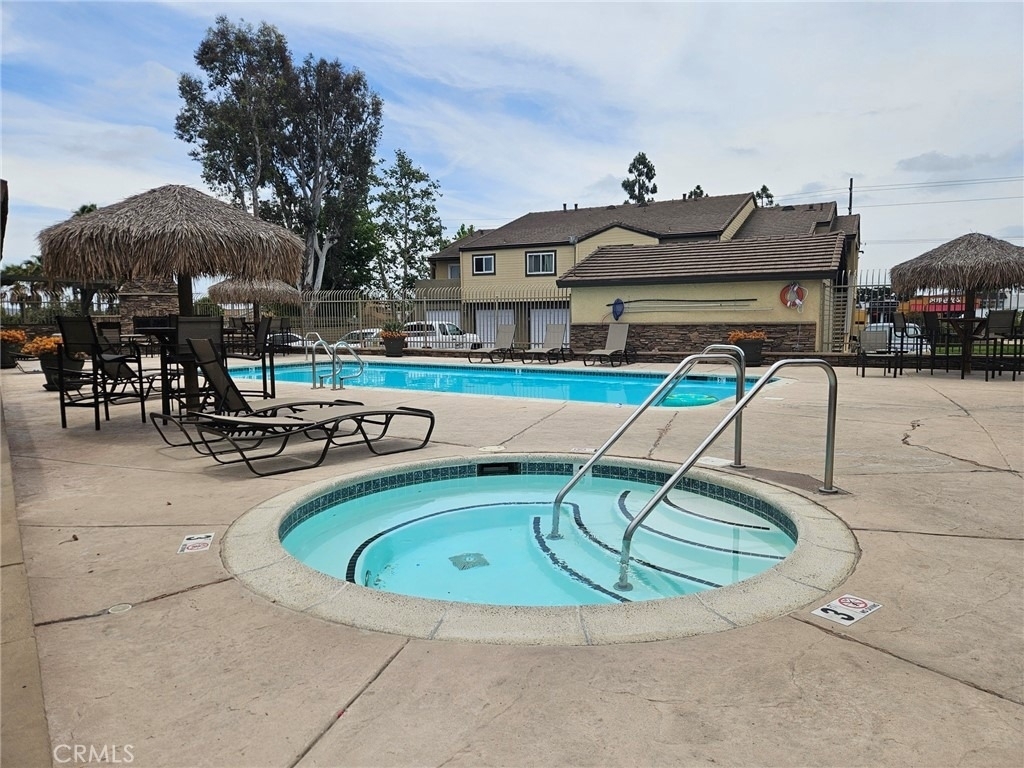 5025 Los Morros Way - Photo 33