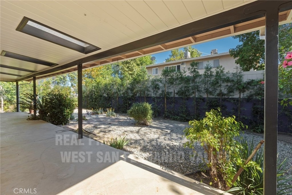 12920 Aetna St. - Photo 34