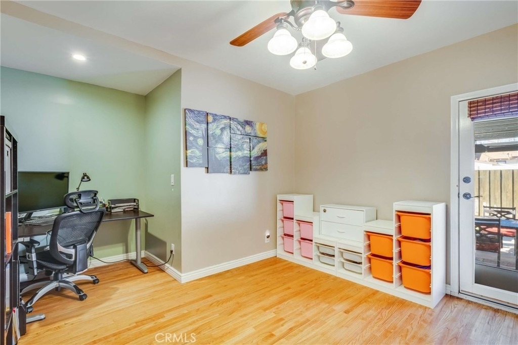 1911 N Fairview Street - Photo 18