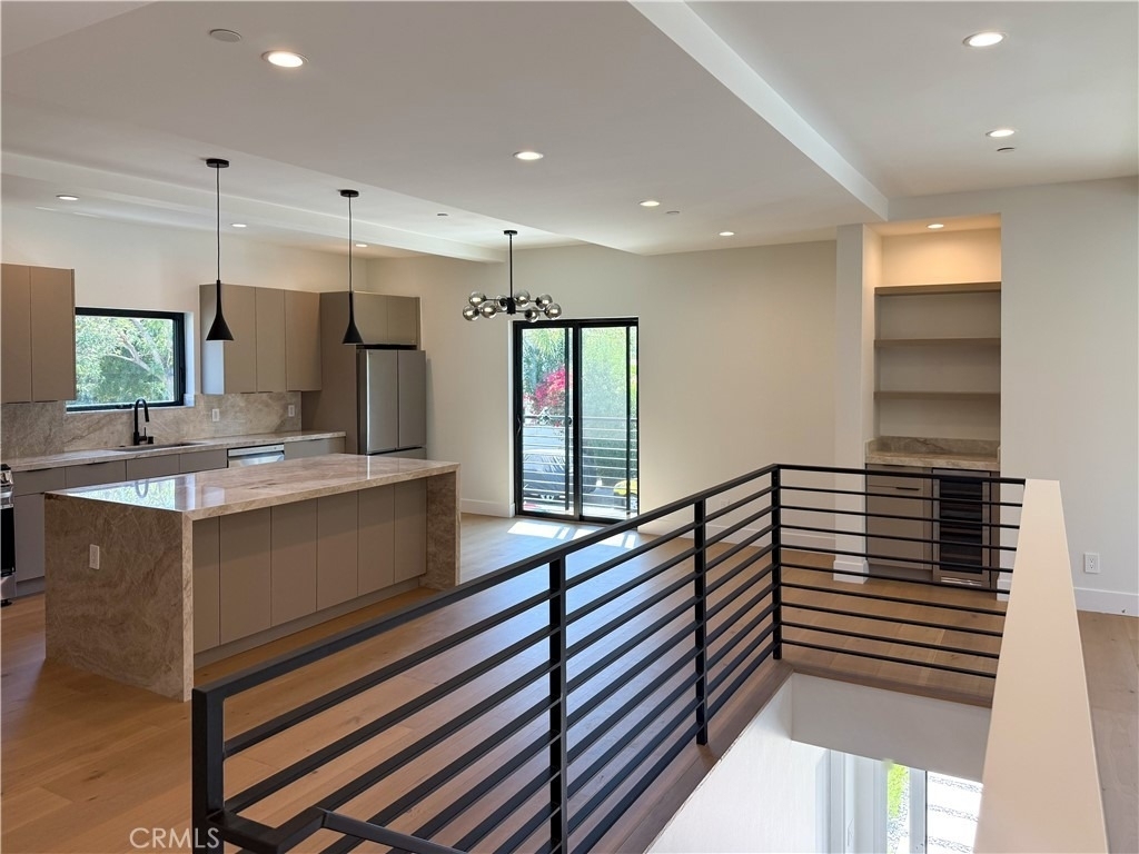 4332 Alcove Avenue - Photo 7