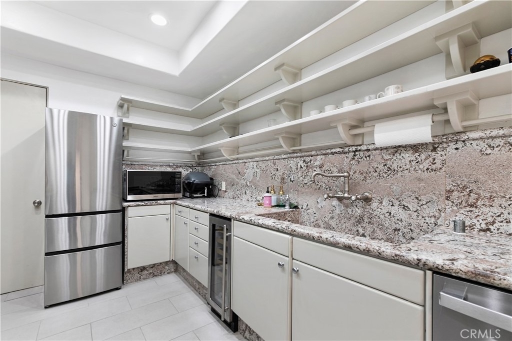 1356 Summitridge - Photo 14