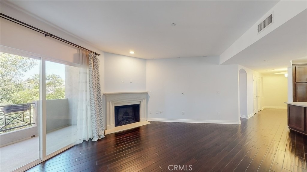 4424 Whitsett Avenue - Photo 8