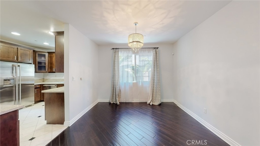 4424 Whitsett Avenue - Photo 12