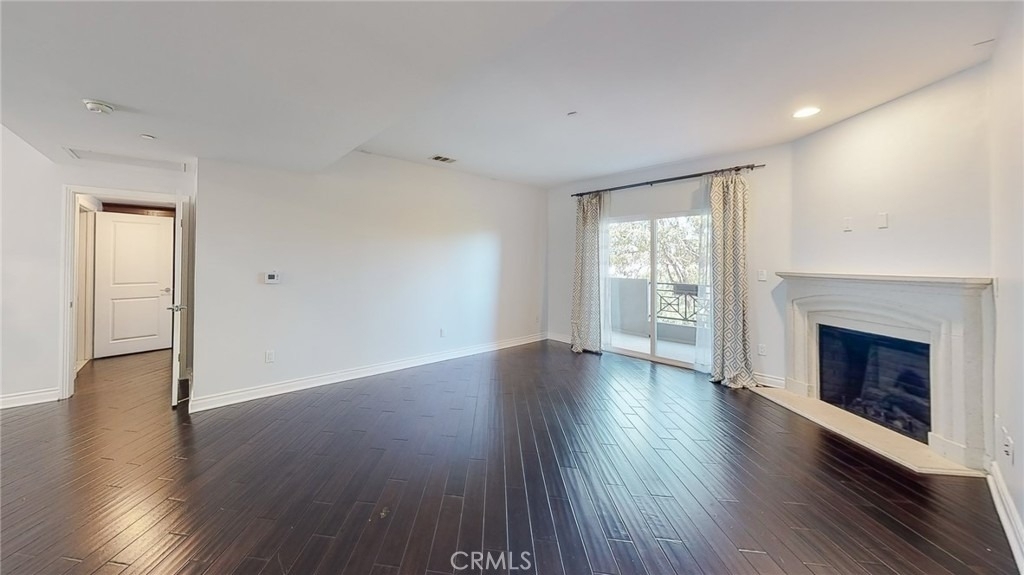 4424 Whitsett Avenue - Photo 6