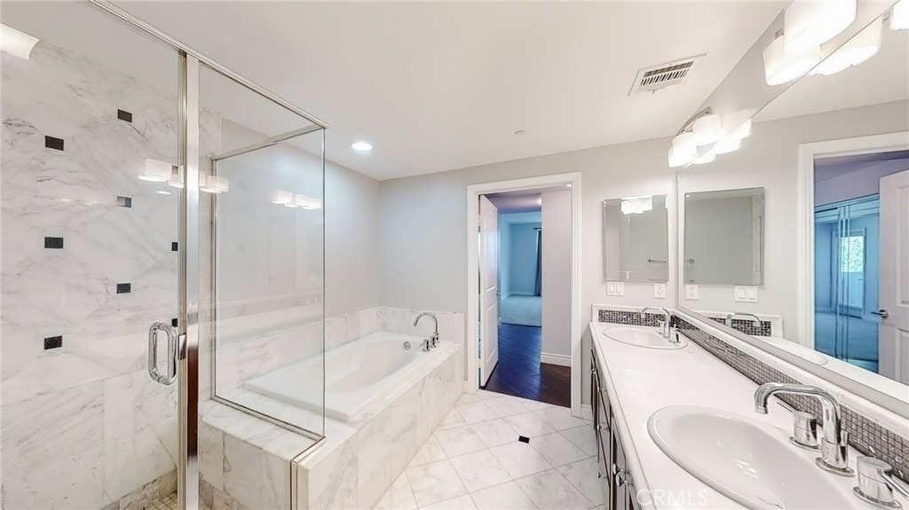 4424 Whitsett Avenue - Photo 32
