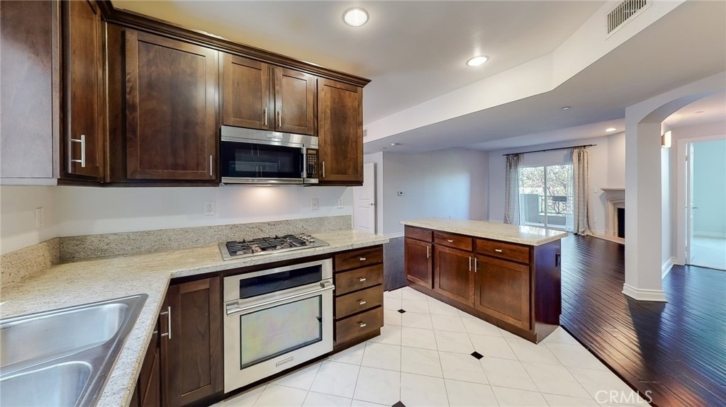 4424 Whitsett Avenue - Photo 18