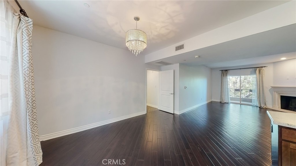 4424 Whitsett Avenue - Photo 15