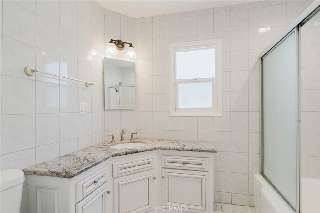 13856 Runnymede Street - Photo 28