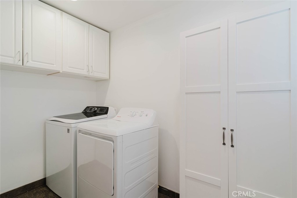 13856 Runnymede Street - Photo 31
