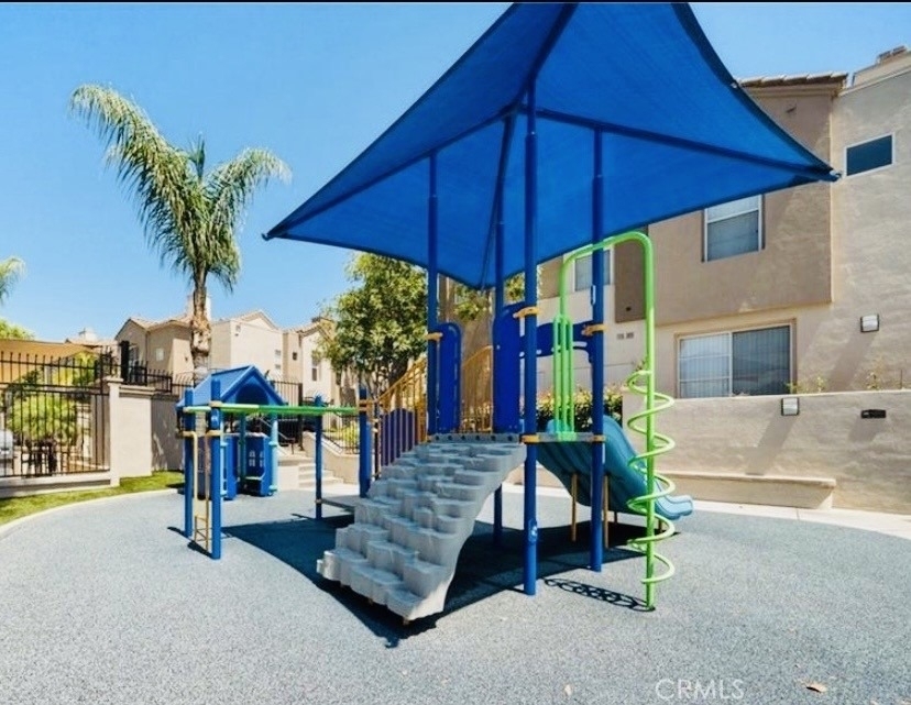 27 Tradewinds - Photo 25