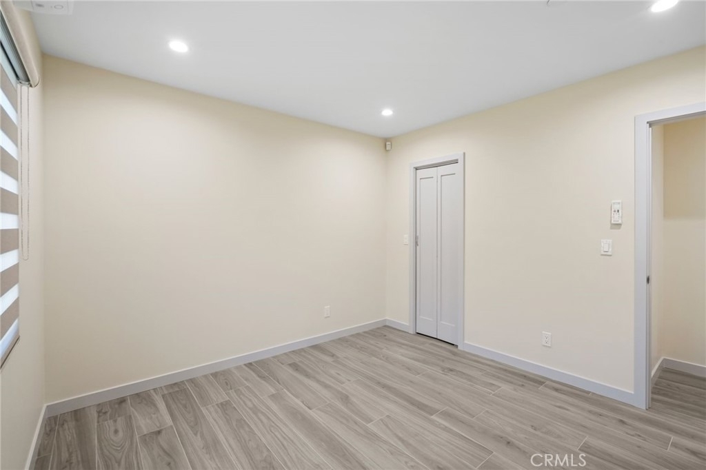 18748 Collins - Photo 30