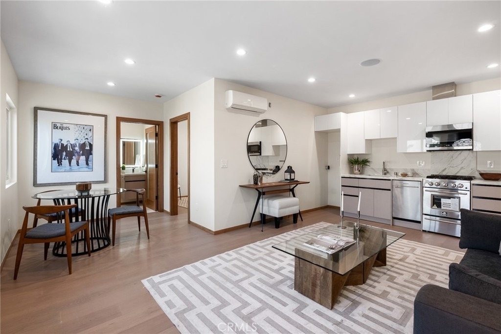 348 S Orange Drive - Photo 40