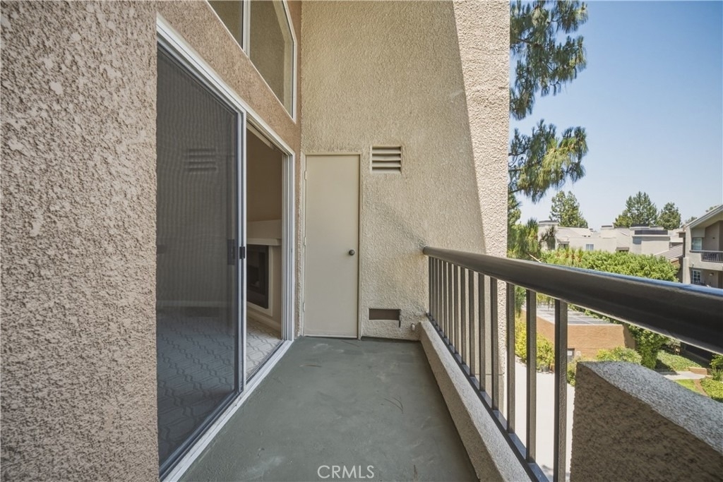 5540 Owensmouth - Photo 5