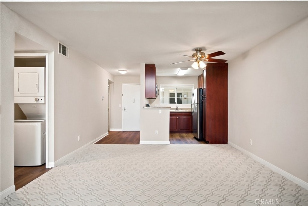 5540 Owensmouth - Photo 9