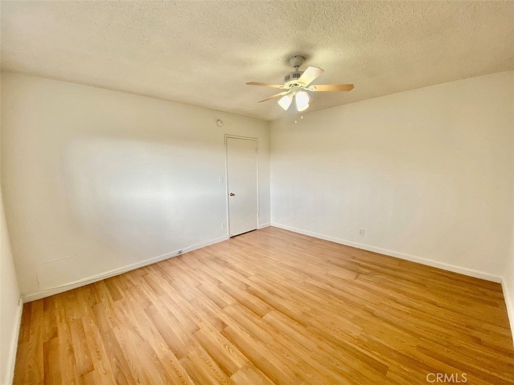 1115 S Wooster Street - Photo 9
