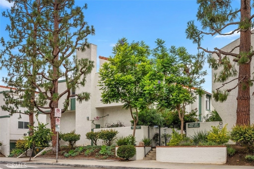 4930 Mcconnell Avenue - Photo 3
