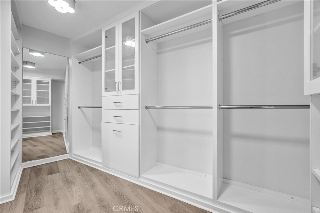 4337 Marina City Dr - Photo 25