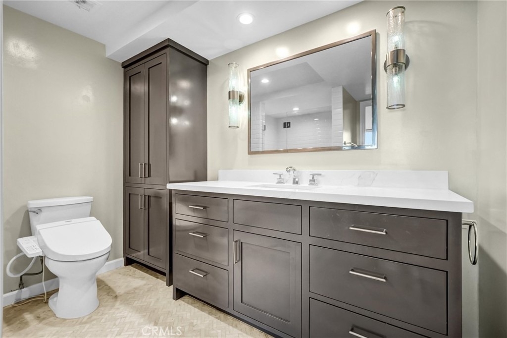 4337 Marina City Dr - Photo 22