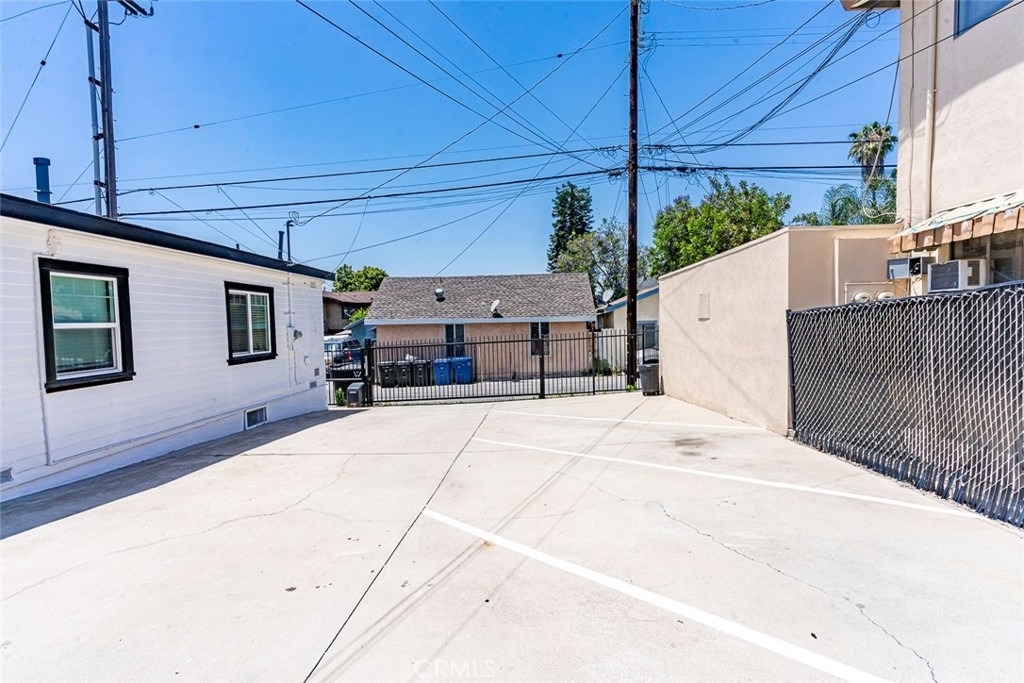 6741 Newlin Avenue - Photo 9