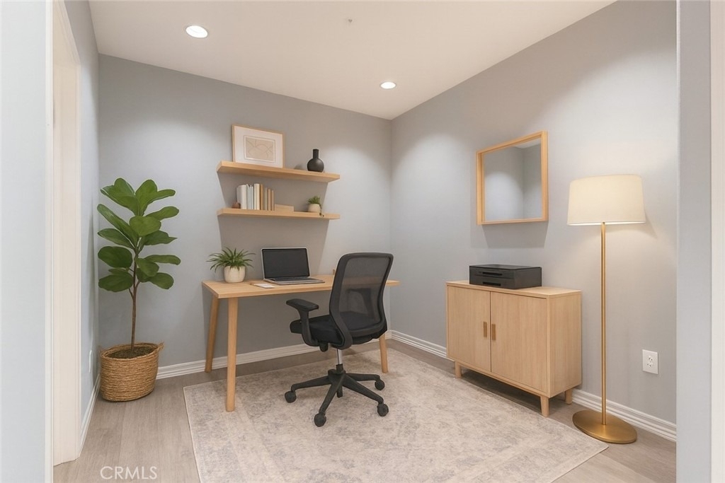 2233 Martin - Photo 10