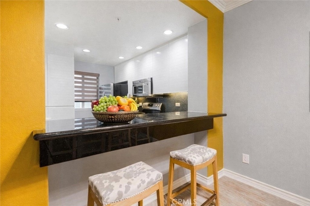 2233 Martin - Photo 3
