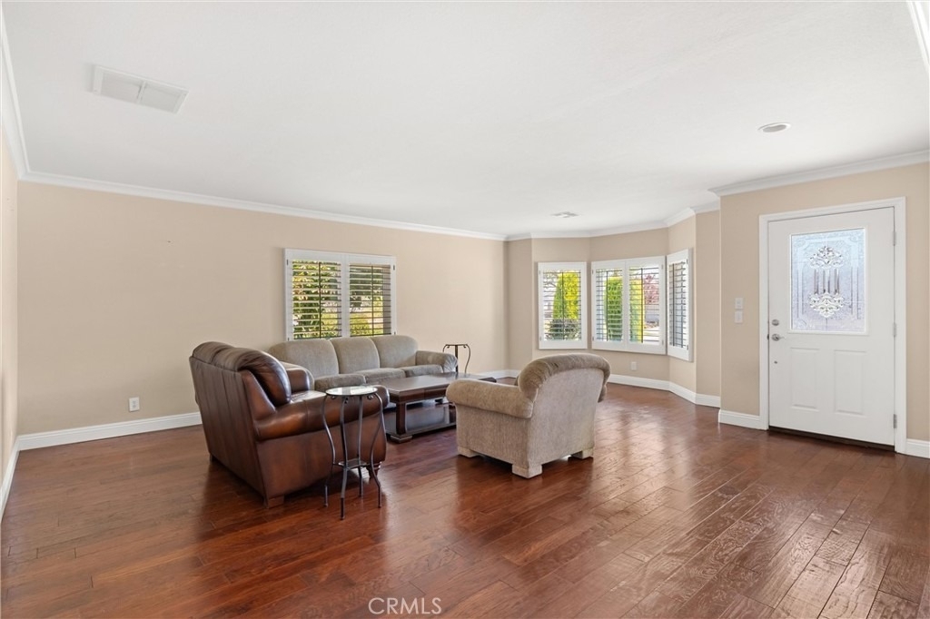 5081 Howard Avenue - Photo 8