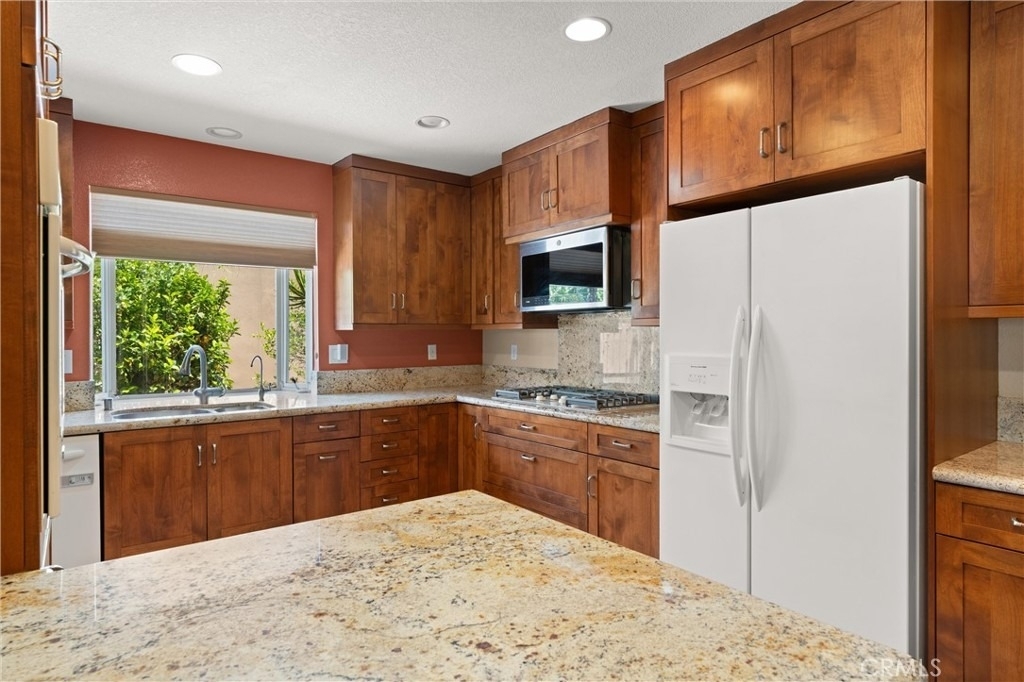 5081 Howard Avenue - Photo 0