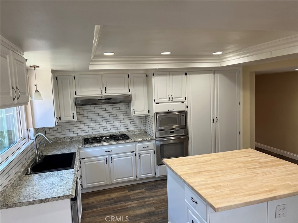 3058 Madison Avenue - Photo 11