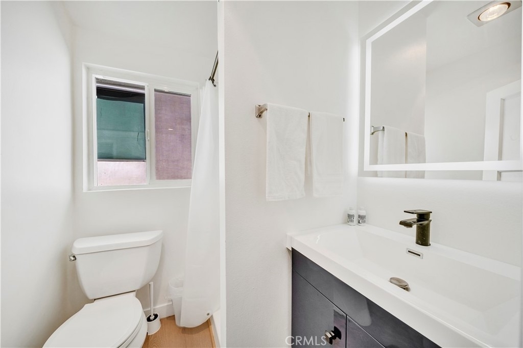 920 W Balboa - Photo 24