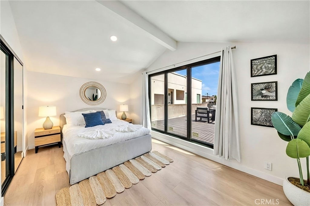920 W Balboa - Photo 19