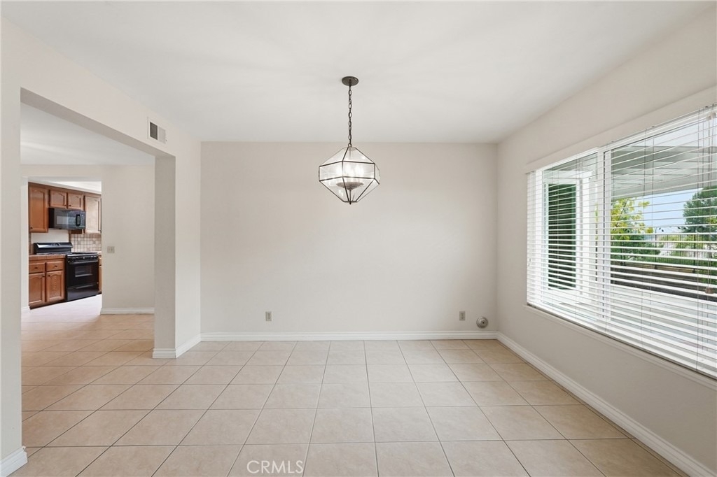 27371 Viana - Photo 3