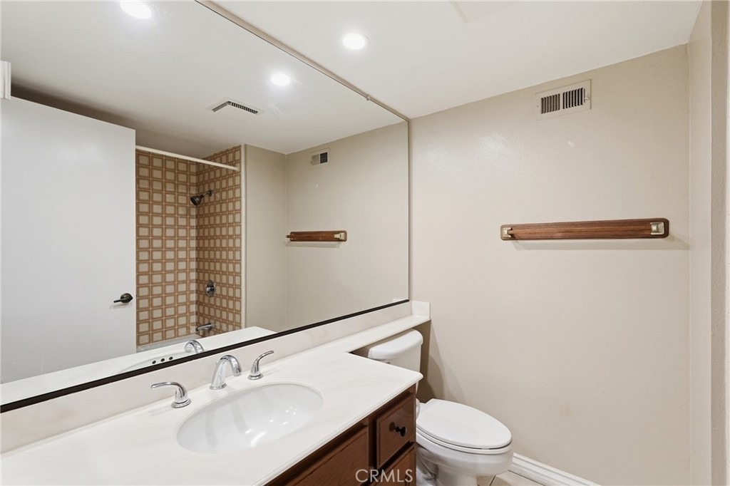 27371 Viana - Photo 9