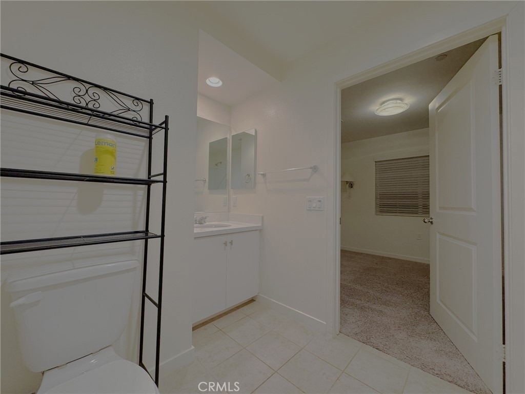 2710 Valor - Photo 51