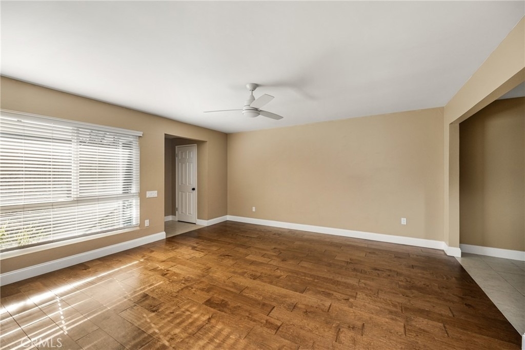 338 W Kelly - Photo 5