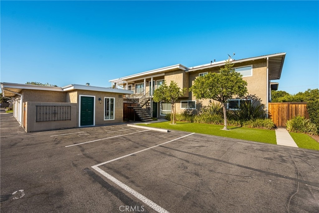338 W Kelly - Photo 27