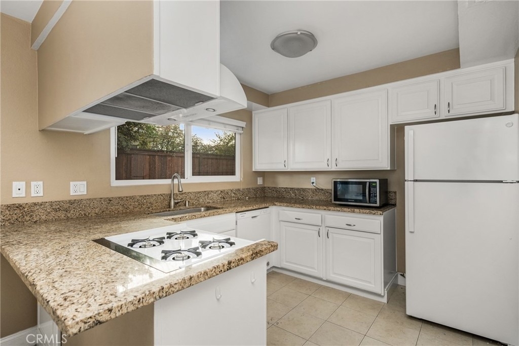 338 W Kelly - Photo 10