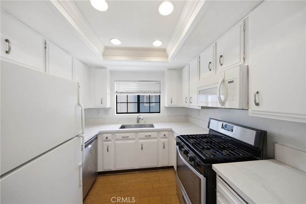 24442 Avenida De Los Ninos - Photo 3