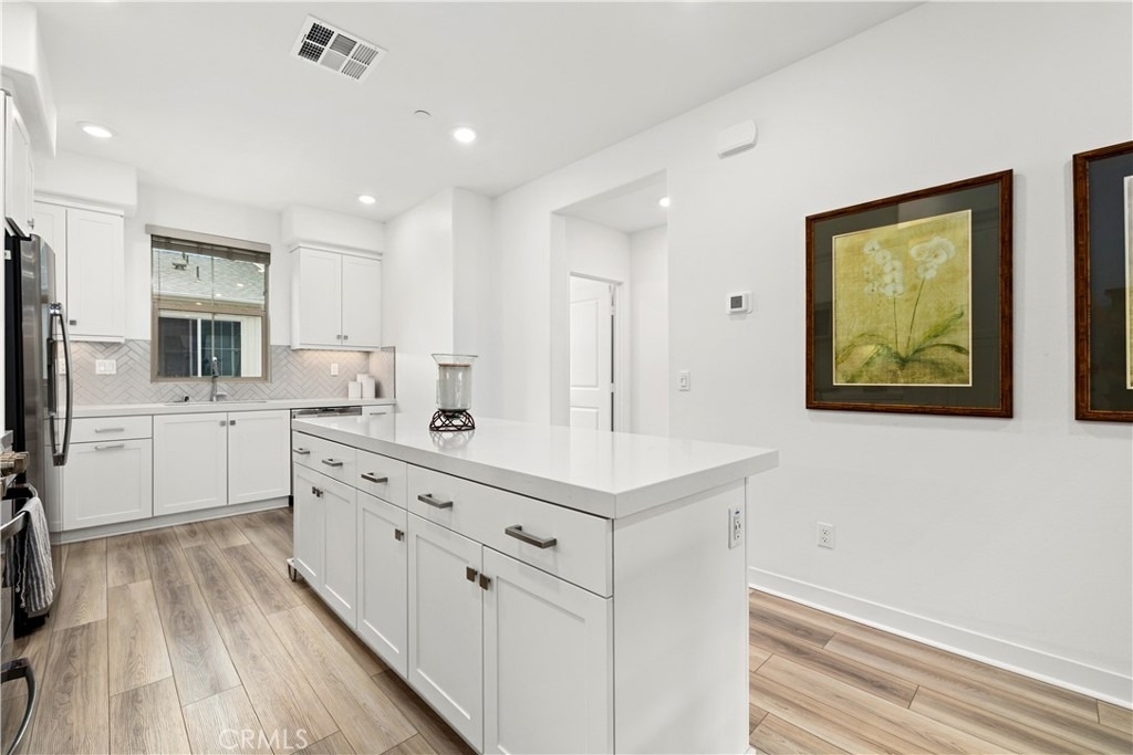 192 Juniper - Photo 3