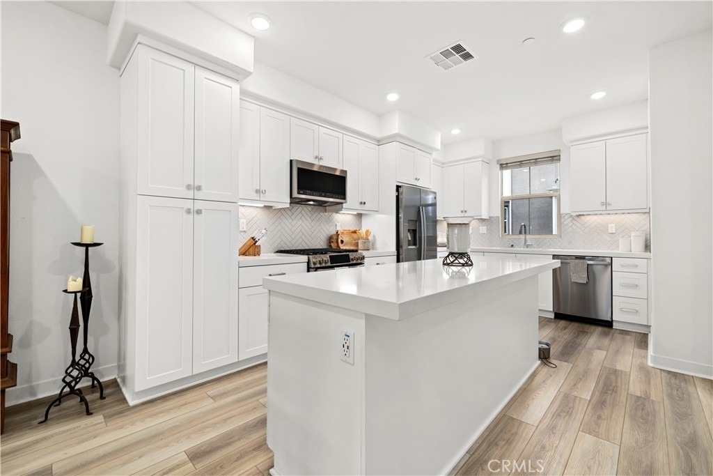 192 Juniper - Photo 2