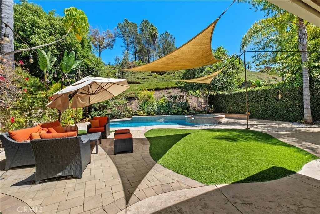 8 Egret Lane - Photo 0
