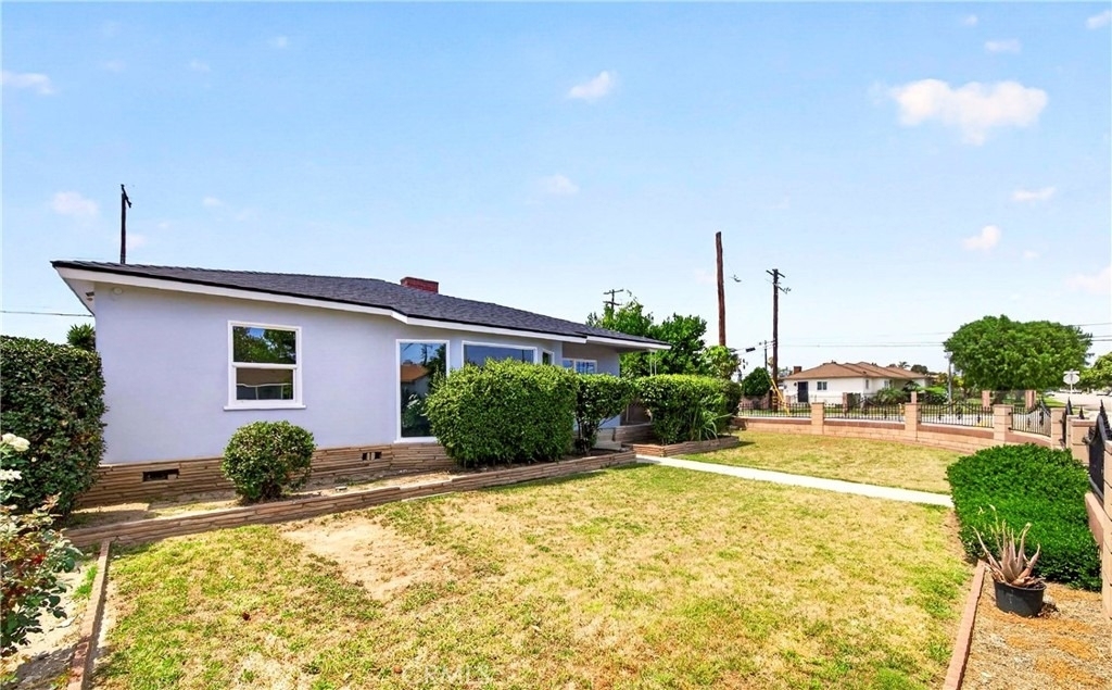 639 N Nora - Photo 3