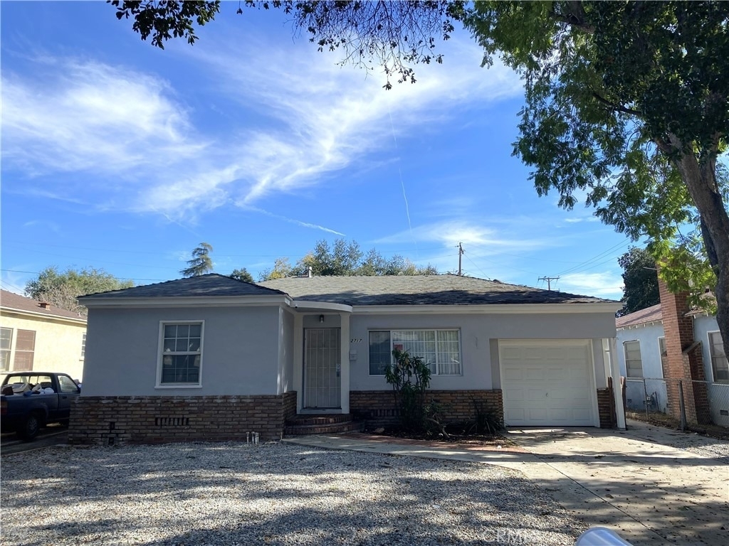 2717 Crescent Avenue - Photo 0